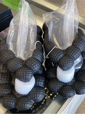 Unisex bubble sliders